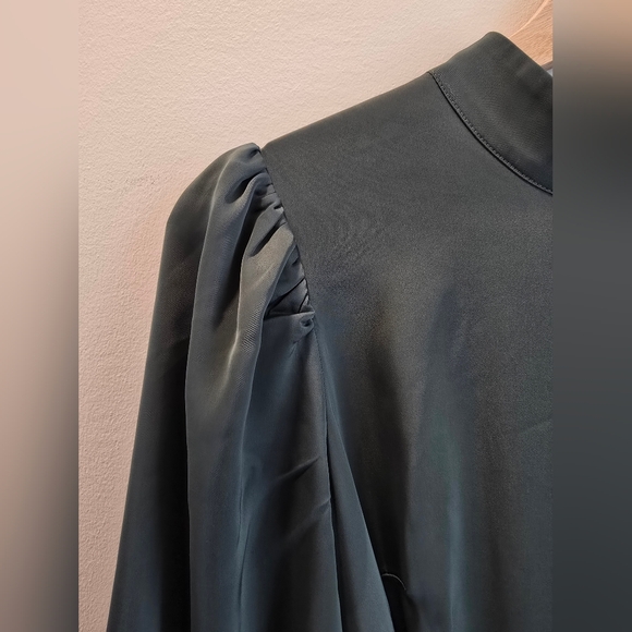 Dainty Jewells • English Ivy Dress In Sage Green - Picture 4 of 6